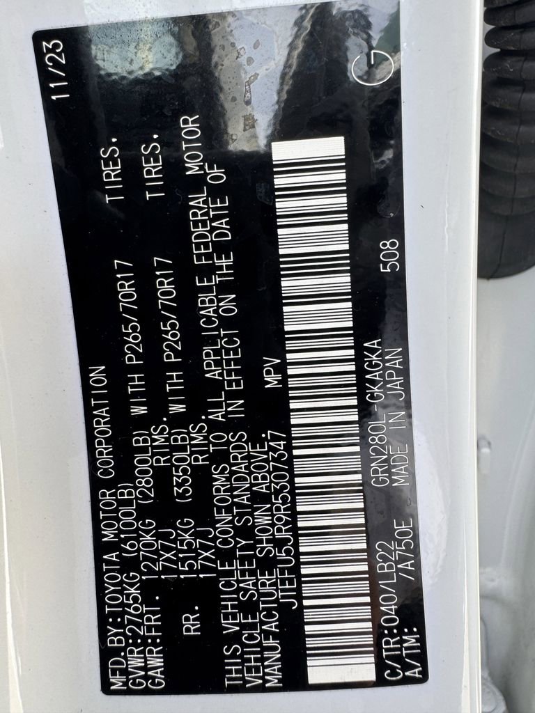 Used 2024 Toyota 4Runner SR5 Premium w/ Moonroof Package image 33