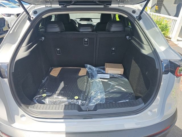 New 2026 MAZDA CX-30 AWD 2.5 S w/ Select Sport Pkg image 17
