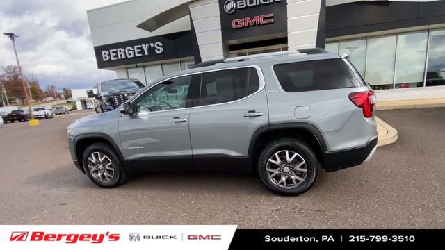 Certified 2023 GMC Acadia SLE w/ Driver Convenience Package image 7