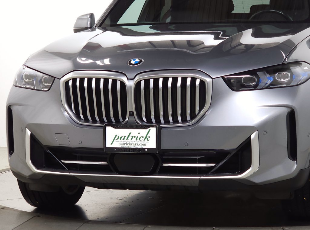 Used 2024 BMW X5 xDrive40i AWD/4WD image 4