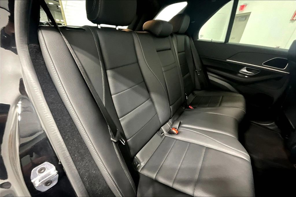 Used 2025 Mercedes-Benz GLE 350 4MATIC image 29