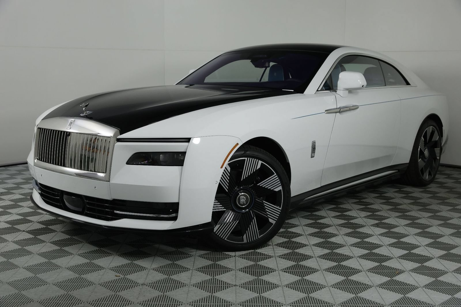 New 2025 Rolls-Royce Spectre w/ Spectre Launch Package AWD/4WD image 38