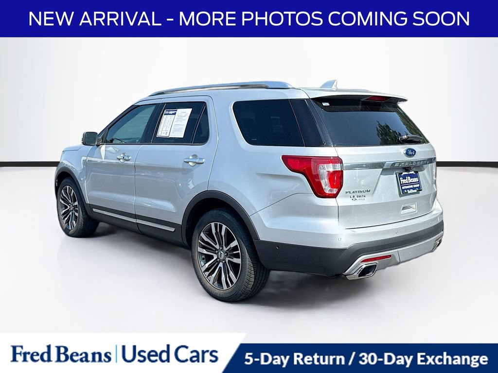 Used 2017 Ford Explorer Platinum AWD/4WD image 6