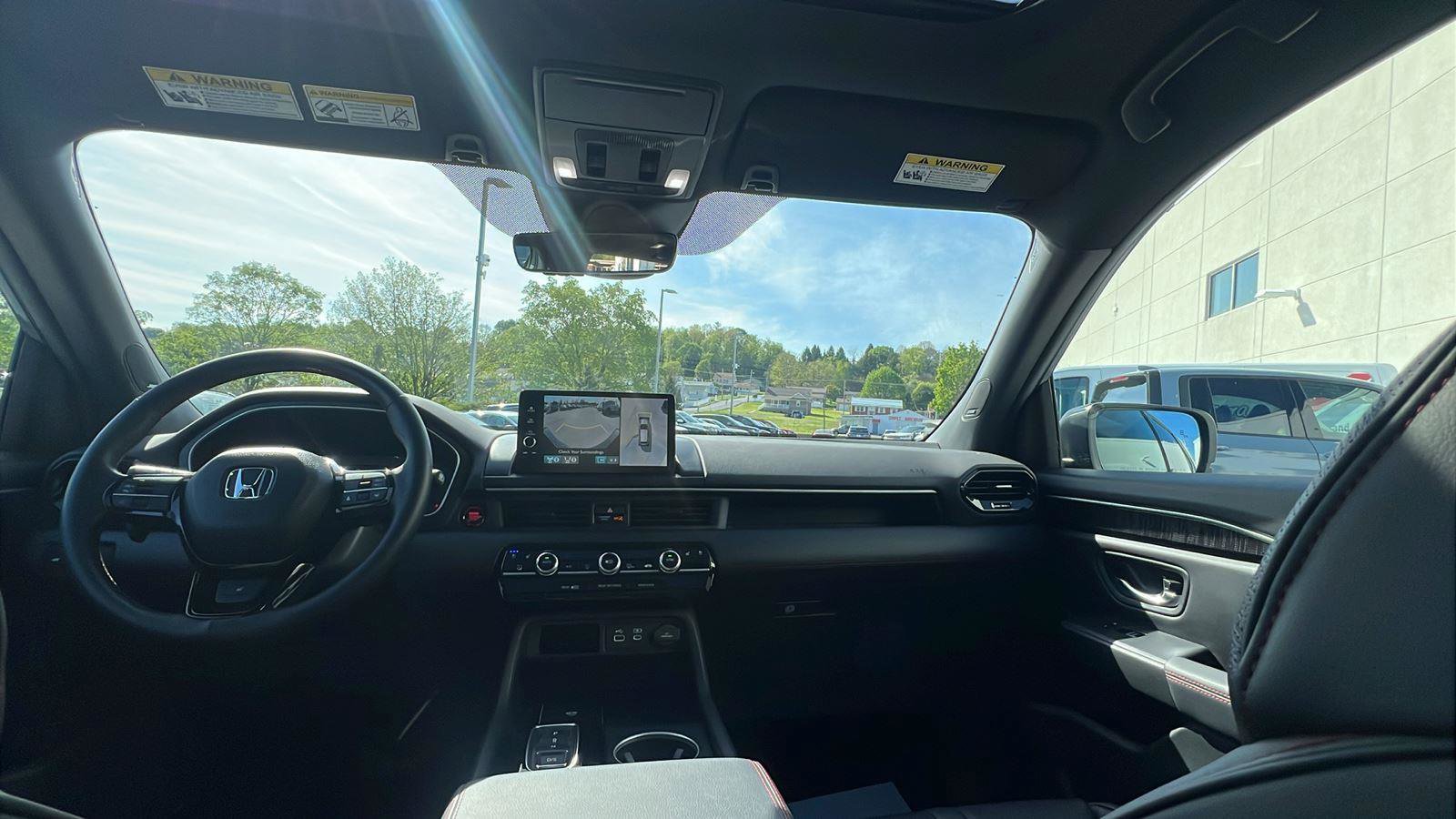 Certified 2025 Honda Pilot Black Edition image 22