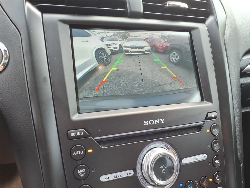 Used 2019 Ford Fusion Energi Titanium image 28