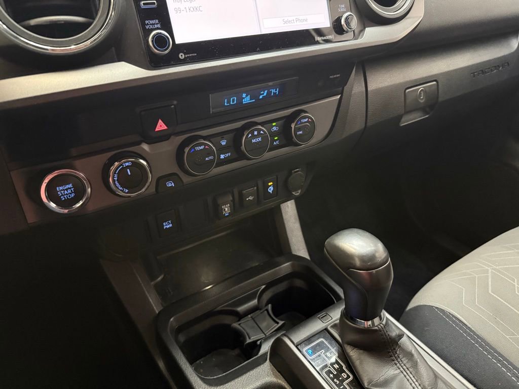 Used 2022 Toyota Tacoma TRD Off-Road AWD/4WD image 16