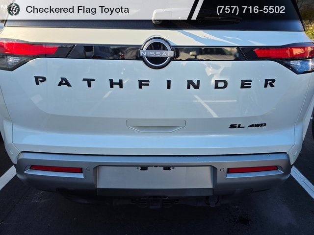 Used 2023 Nissan Pathfinder SL w/ SL Premium Package image 7