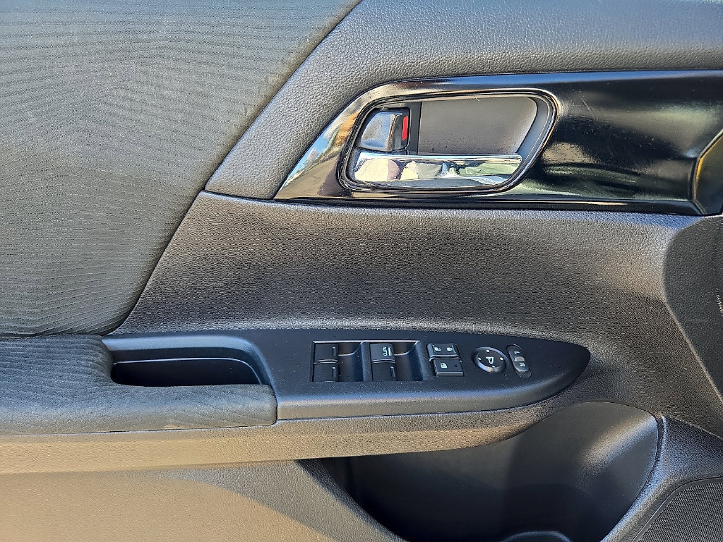 Used 2016 Honda Accord LX image 14
