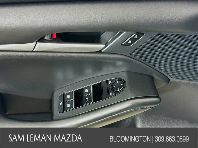 Used 2023 MAZDA MAZDA3 s FWD image 17