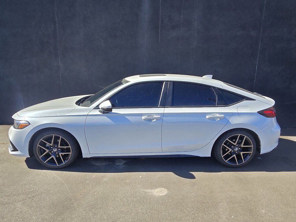 Used 2022 Honda Civic Sport Touring image 2