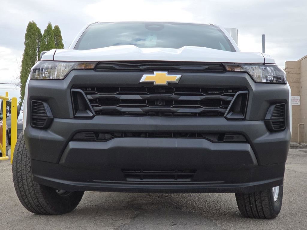 Used 2023 Chevrolet Colorado W/T image 8