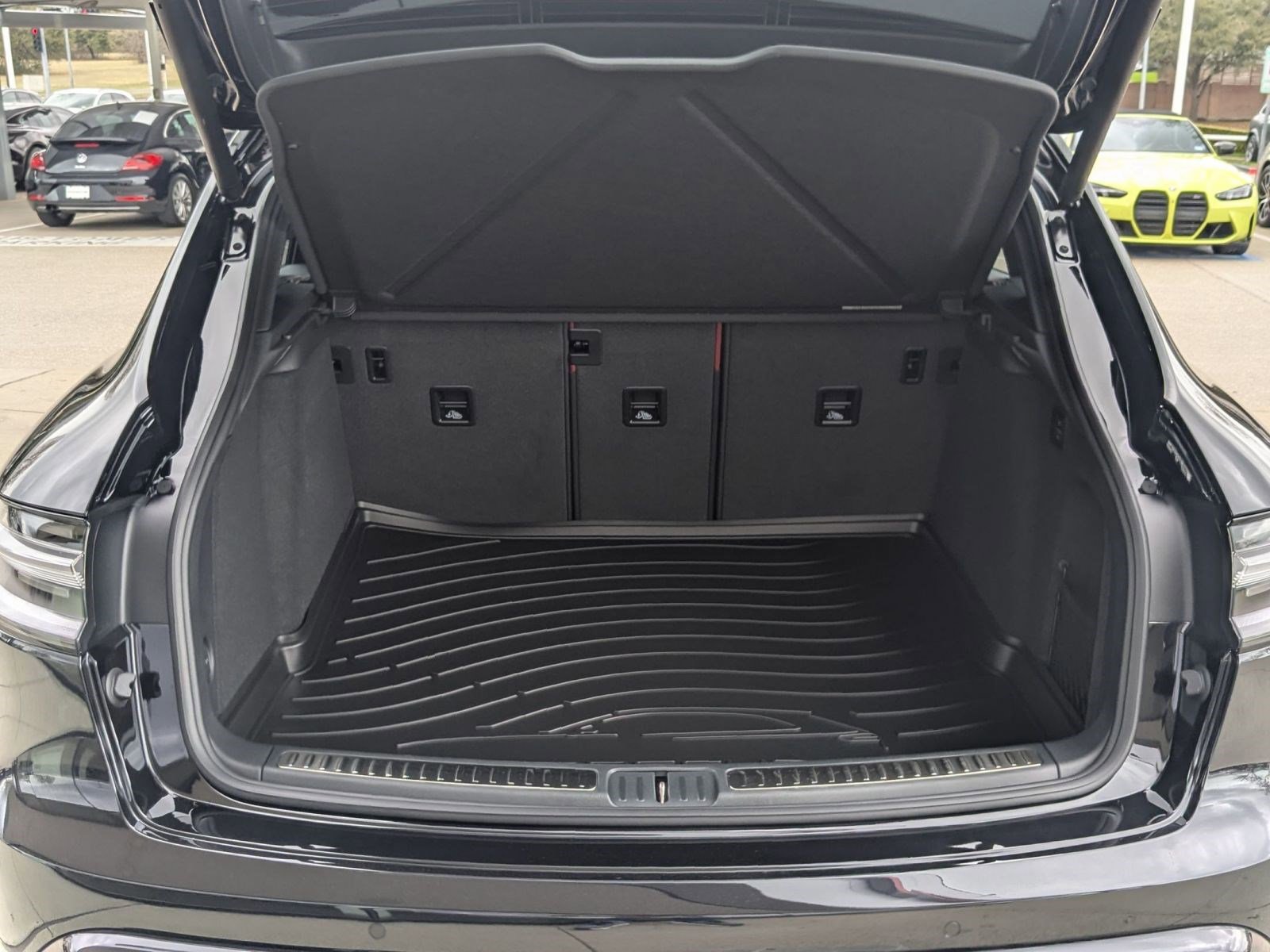 New 2026 Porsche Macan GTS AWD/4WD image 23