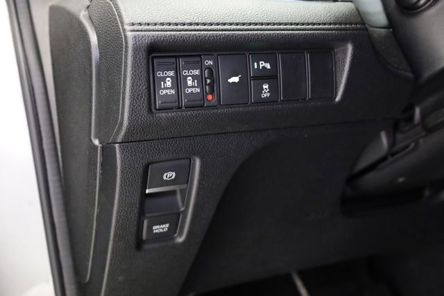 Used 2025 Honda Odyssey Elite image 12