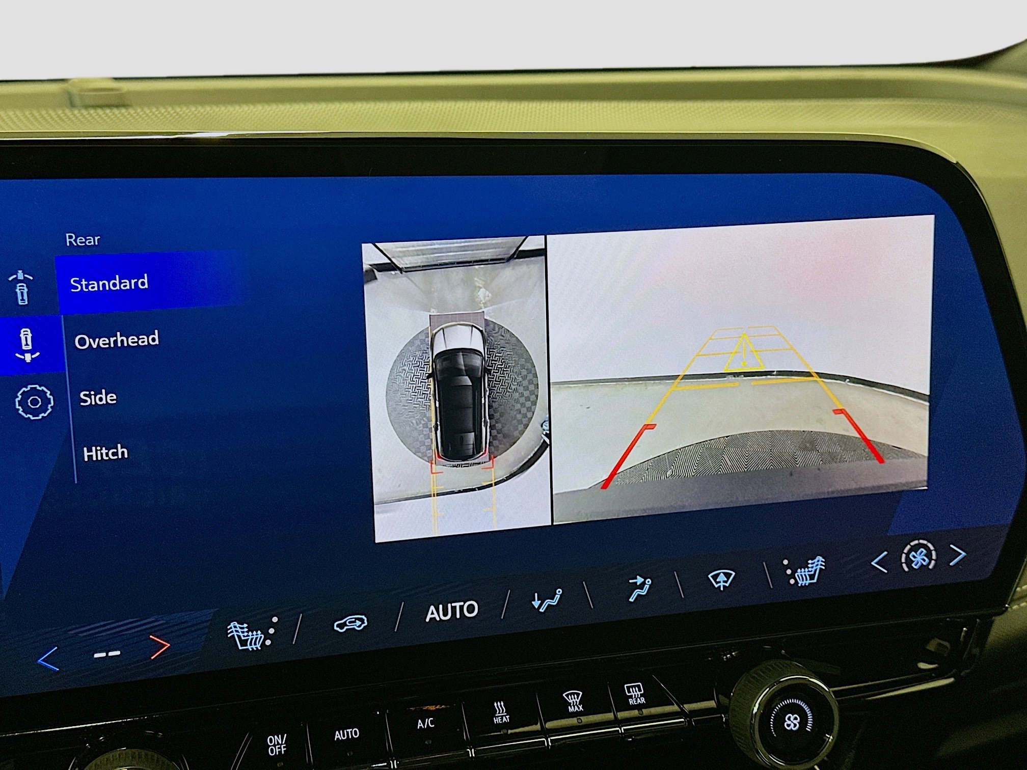 Used 2024 Chevrolet Blazer EV LT AWD/4WD image 23