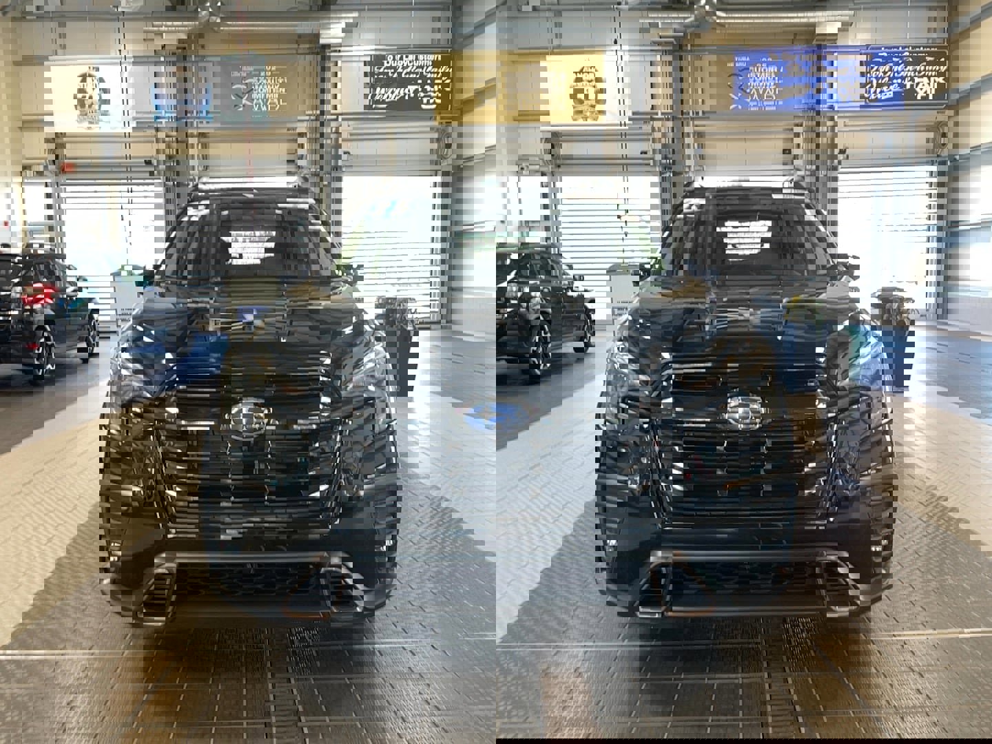 Used 2025 Subaru Ascent Bronze Edition image 2