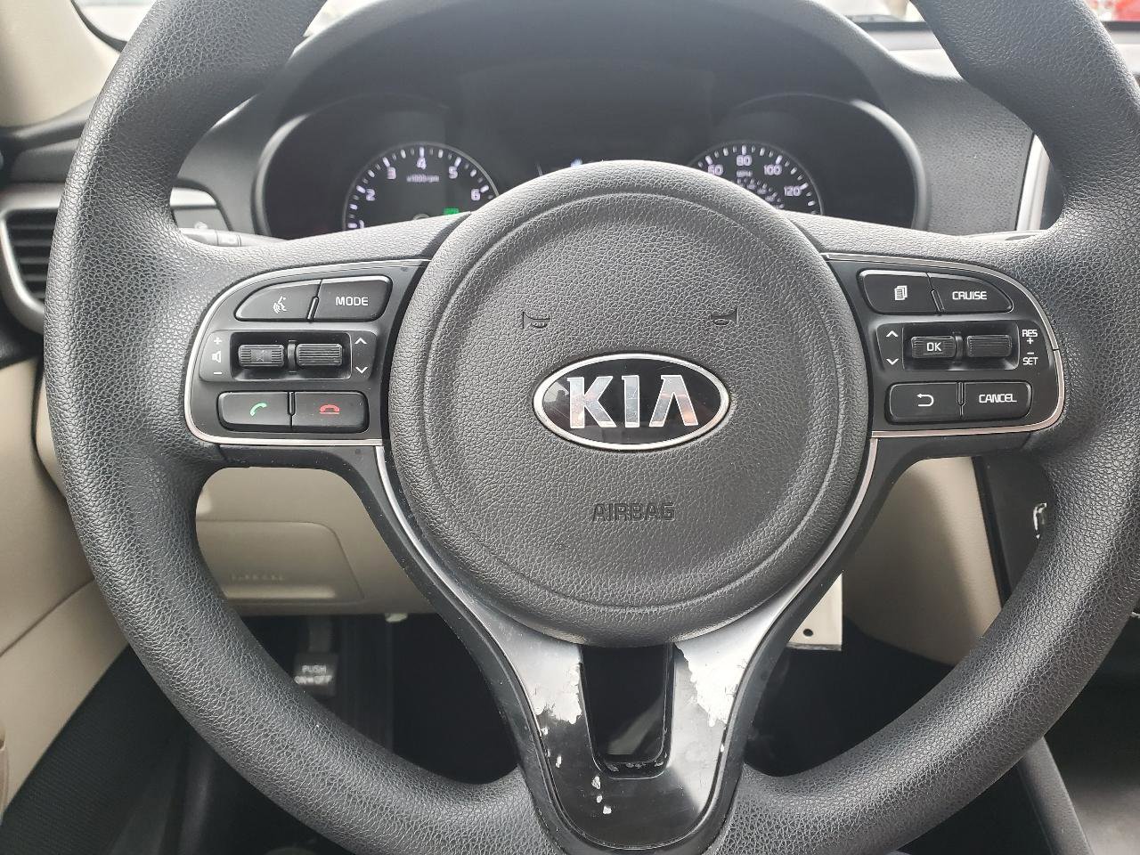 Used 2016 Kia Optima LX FWD image 17