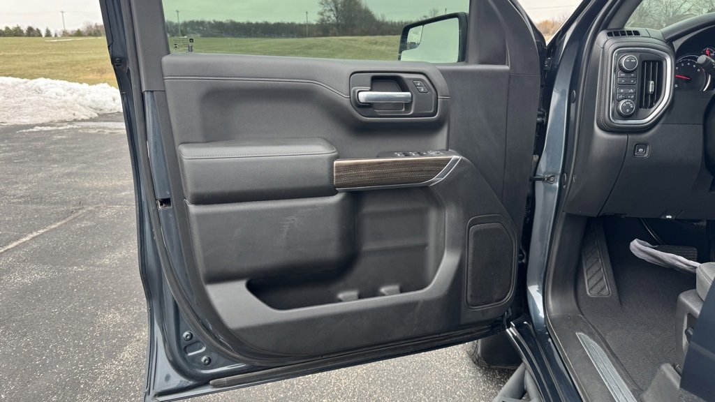 Used 2020 Chevrolet Silverado 1500 LT Trail Boss w/ Convenience Package image 9