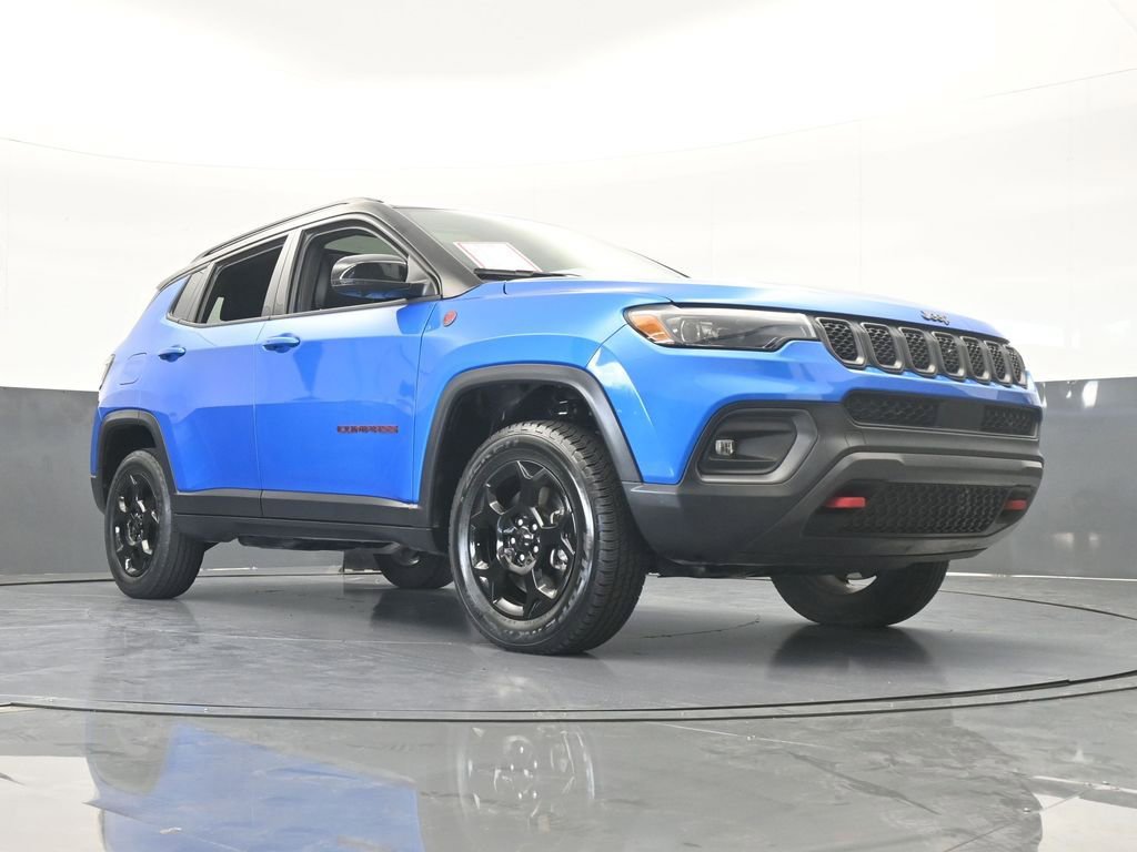 Used 2023 Jeep Compass Trailhawk w/ Trailhawk Elite Group image 63