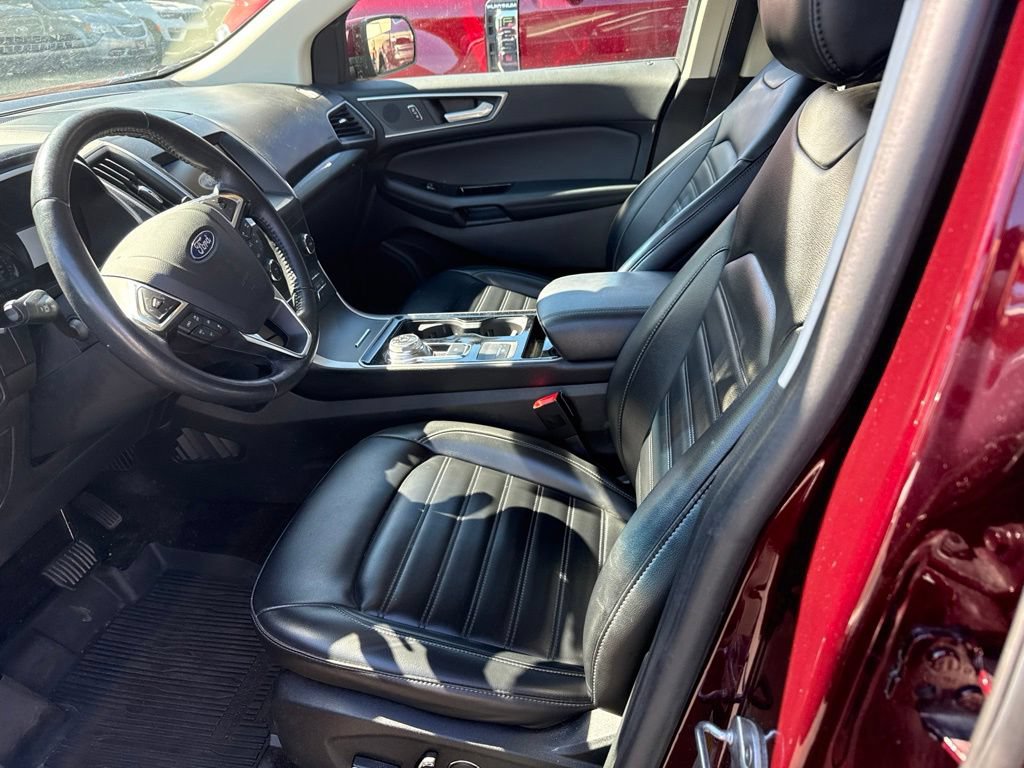 Used 2019 Ford Edge SEL w/ Equipment Group 201A AWD/4WD image 12
