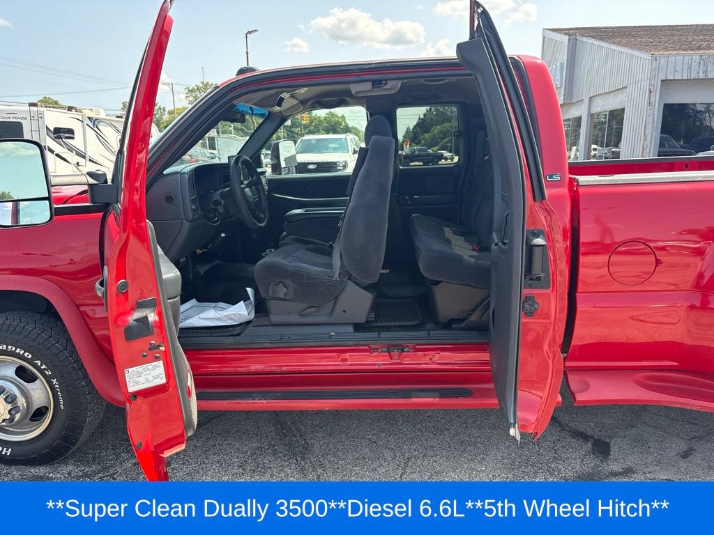 Used 2001 Chevrolet Silverado 3500 LS RWD image 26