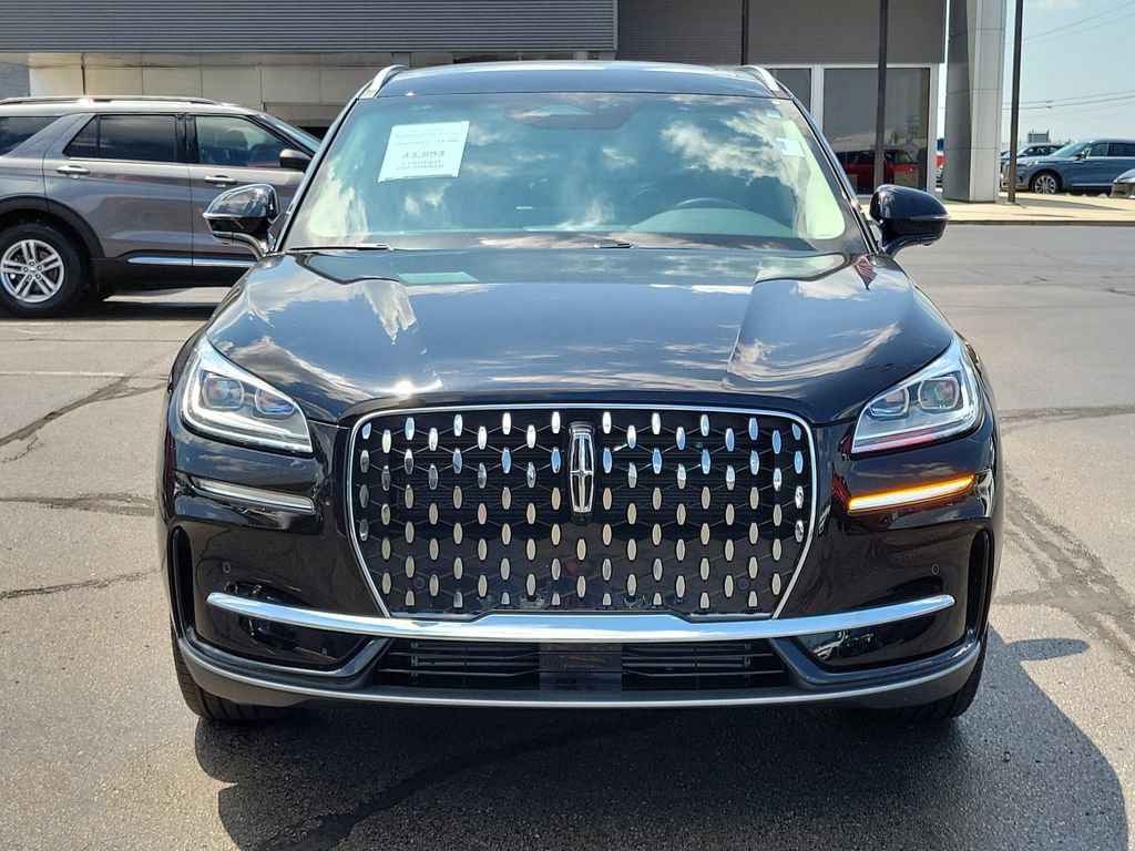 Certified 2024 Lincoln Corsair Reserve w/ Equipment Group 201A AWD/4WD image 2