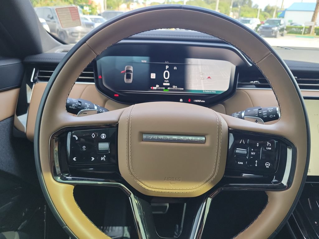 Used 2025 Land Rover Range Rover Sport Dynamic SE AWD/4WD image 29