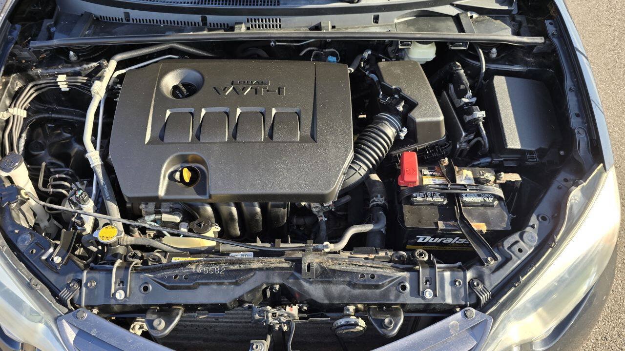Used 2015 Toyota Corolla LE FWD image 44