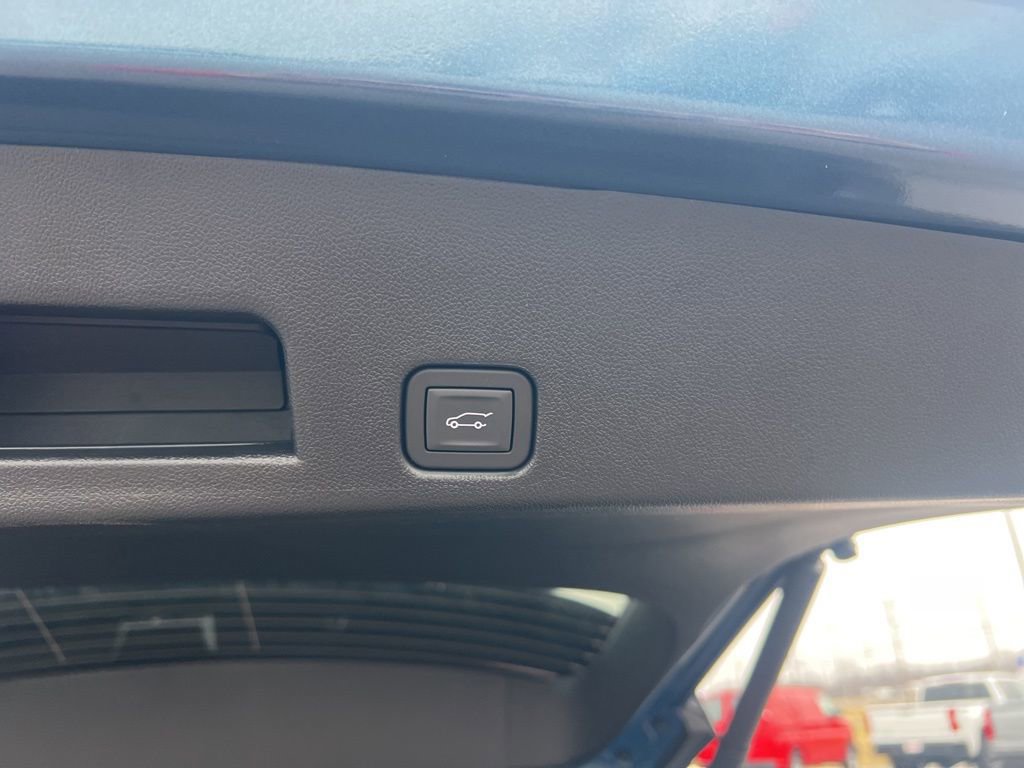 New 2026 Chevrolet Traverse High Country w/ LPO, Floor Liner Package image 44