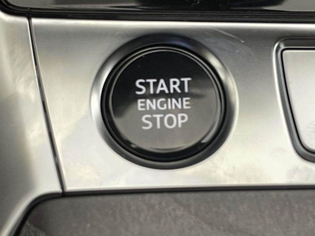 New 2025 Audi A6 Premium Plus image 44