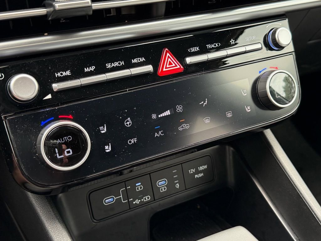 Certified 2026 Hyundai Santa Cruz Limited image 22