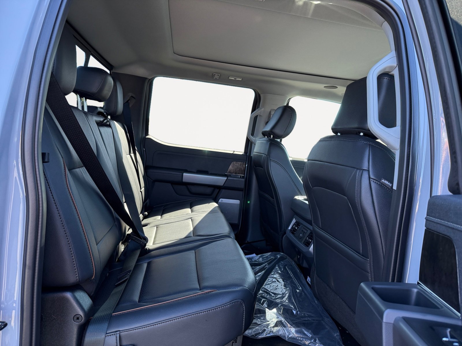New 2025 Ford F250 Lariat w/ Lariat Ultimate Package image 18