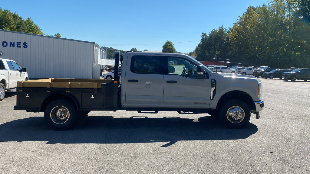 Used 2026 Ford F350 XLT AWD/4WD image 4