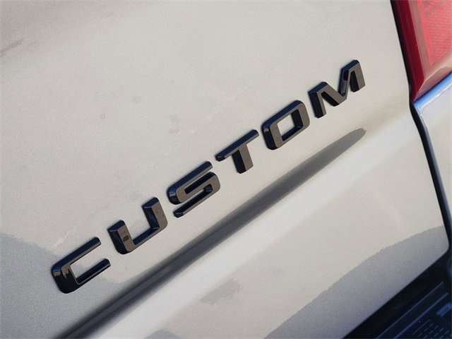 Used 2026 Chevrolet Silverado 1500 Custom w/ Turbomax Blackout Package RWD image 9