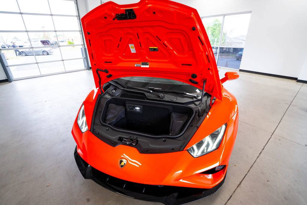 Used 2021 Lamborghini Huracan EVO image 59