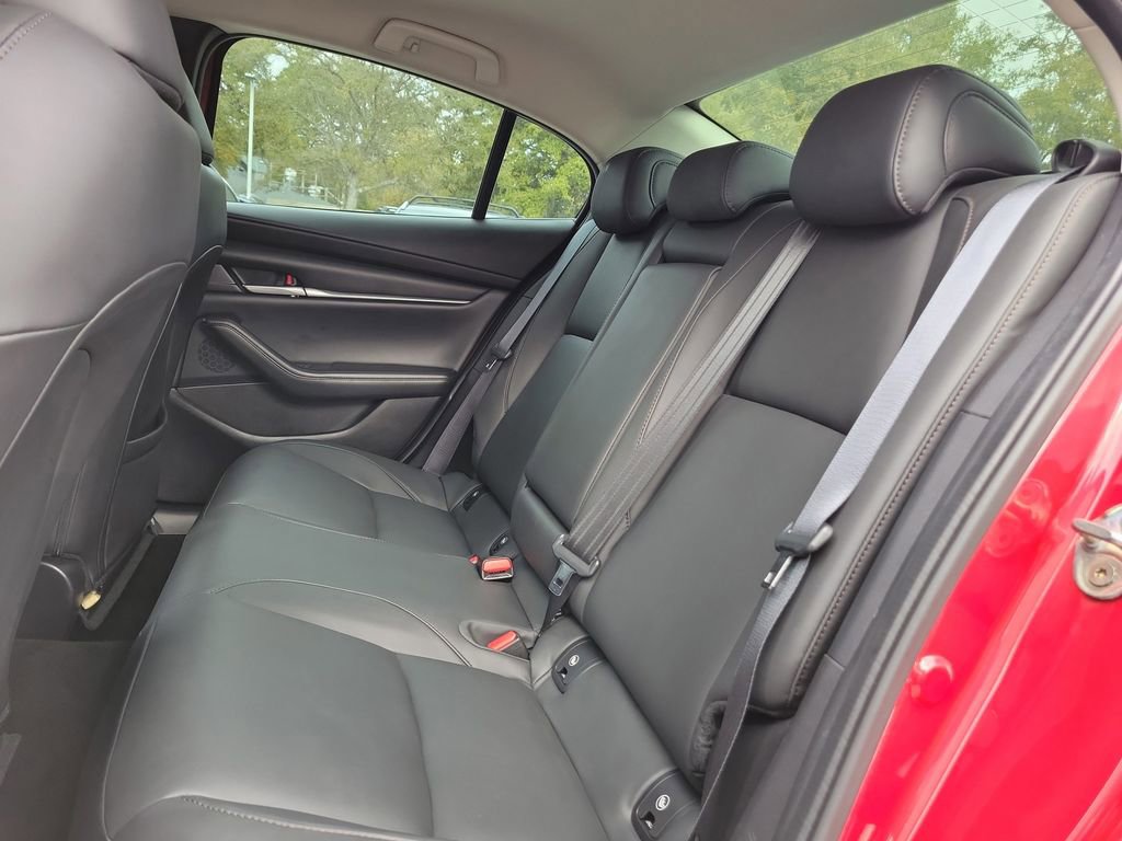 Used 2023 MAZDA MAZDA3 s image 9