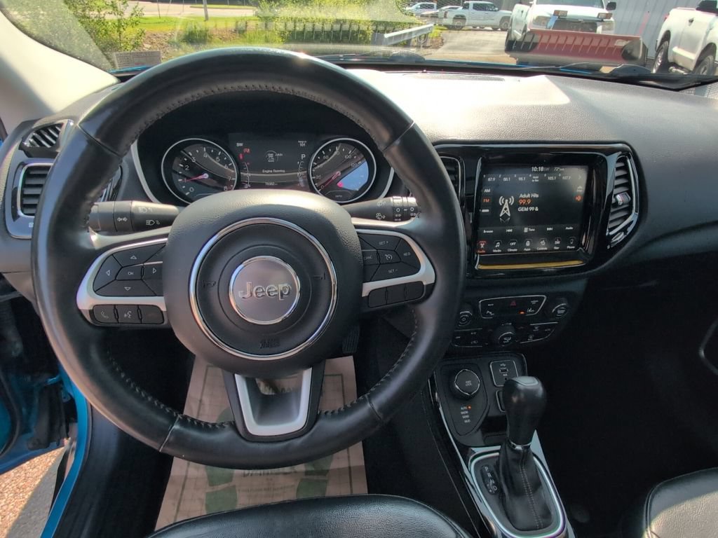 Used 2017 Jeep Compass Limited AWD/4WD image 28