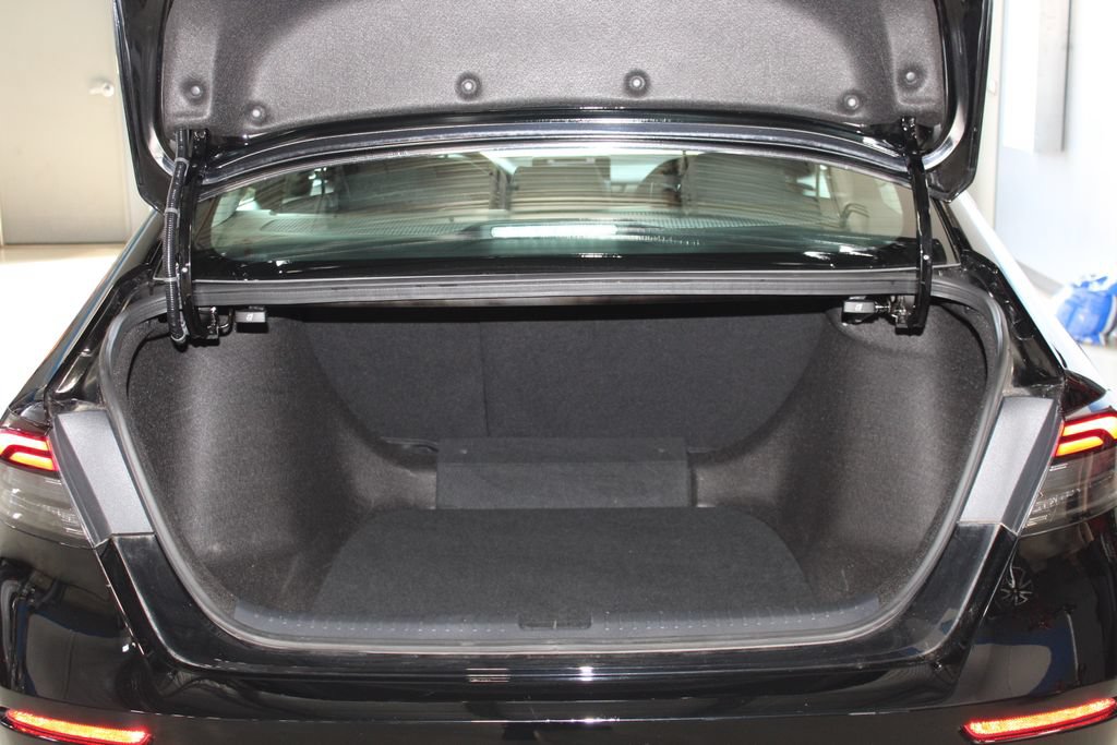 Used 2023 Honda Accord EX image 27