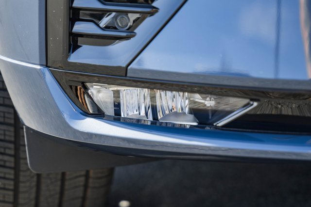 New 2026 Volvo XC60 B5 Ultra w/ Protection Package Premier image 14