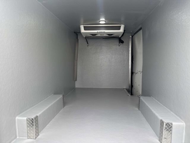New 2025 Ford Transit 350 148 Medium Roof image 4