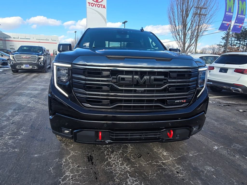 Used 2024 GMC Sierra 1500 AT4 w/ AT4 Premium Package image 9