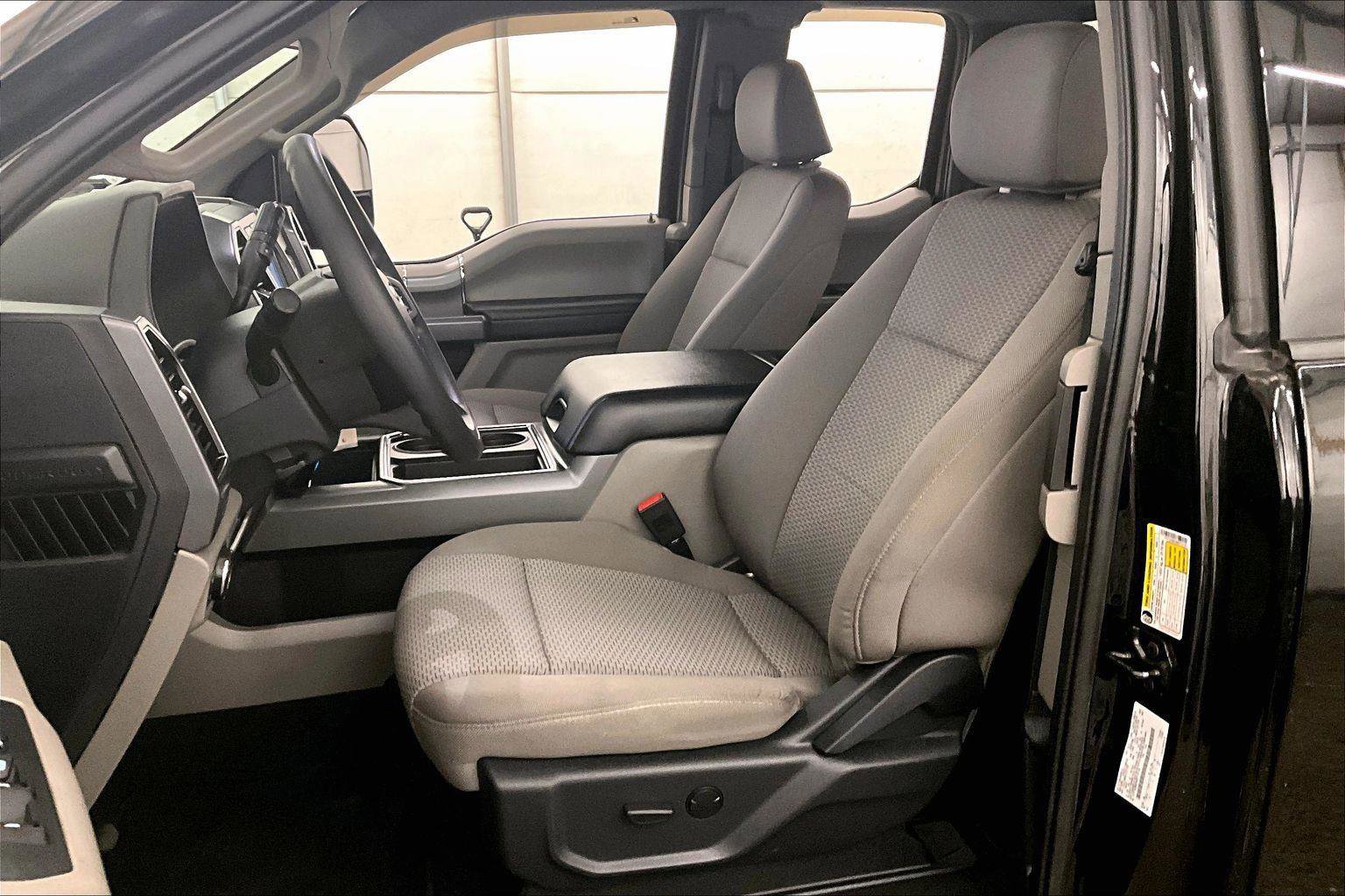 Used 2022 Ford F250 XLT w/ XLT Premium Package image 24