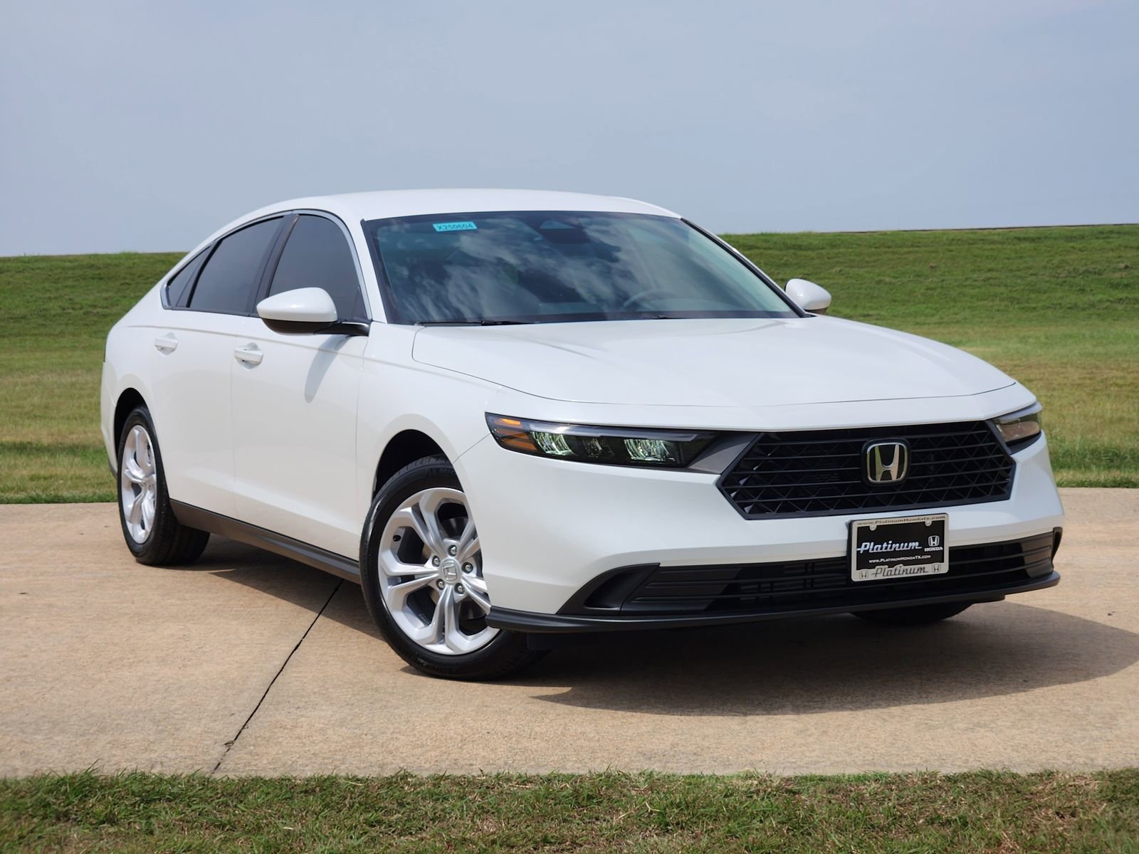 New 2025 Honda Accord LX image 6