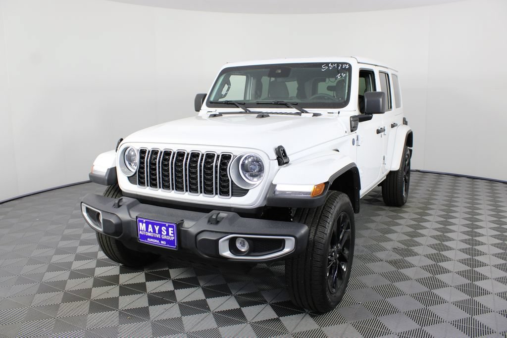 Used 2025 Jeep Wrangler Unlimited Sahara w/ Safety Group AWD/4WD image 20