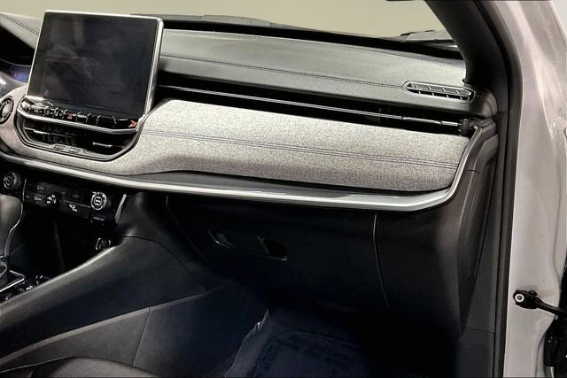 Used 2024 Jeep Compass Latitude image 26