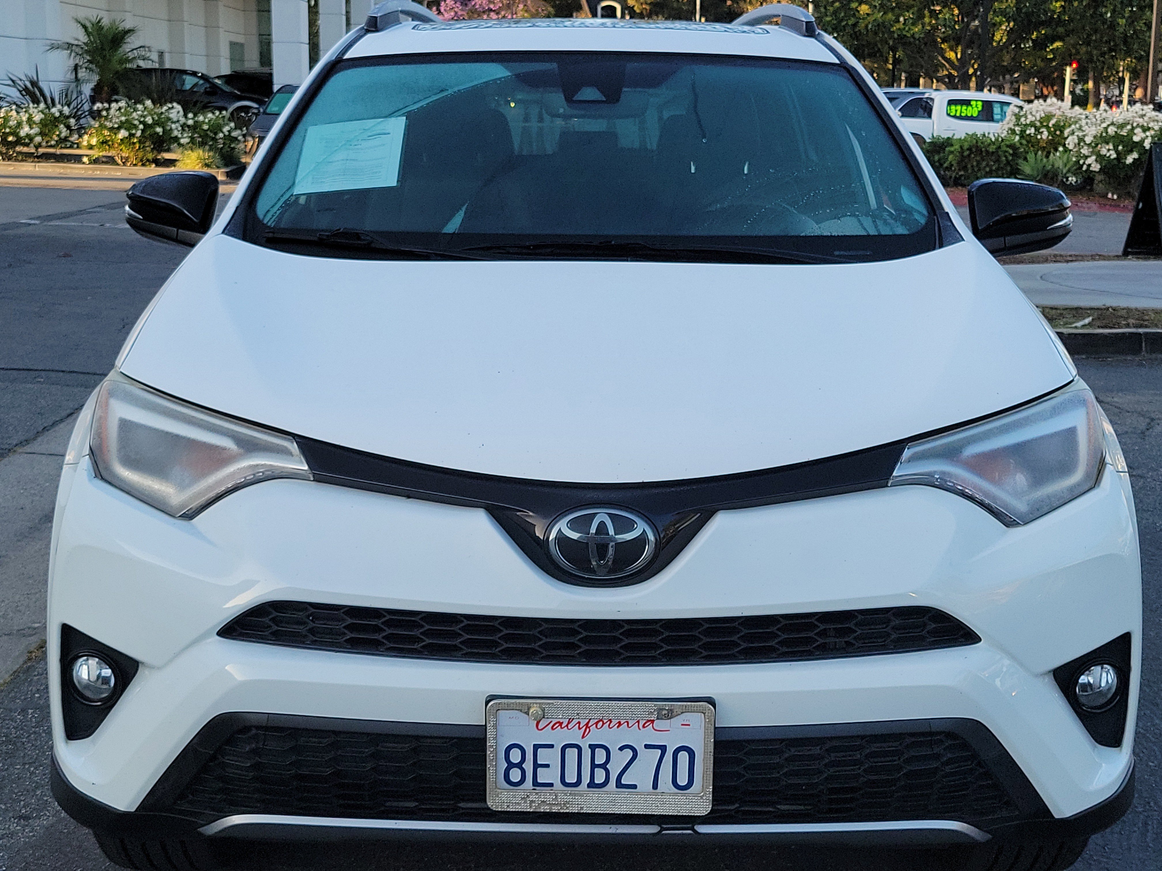 Used 2018 Toyota RAV4 SE w/ Power Extra Value Package FWD image 6