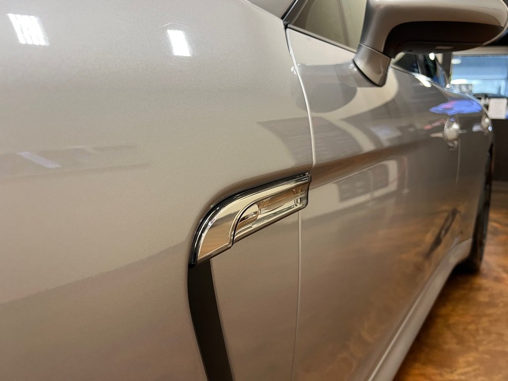 Used 2011 Porsche Panamera 4 AWD/4WD image 53