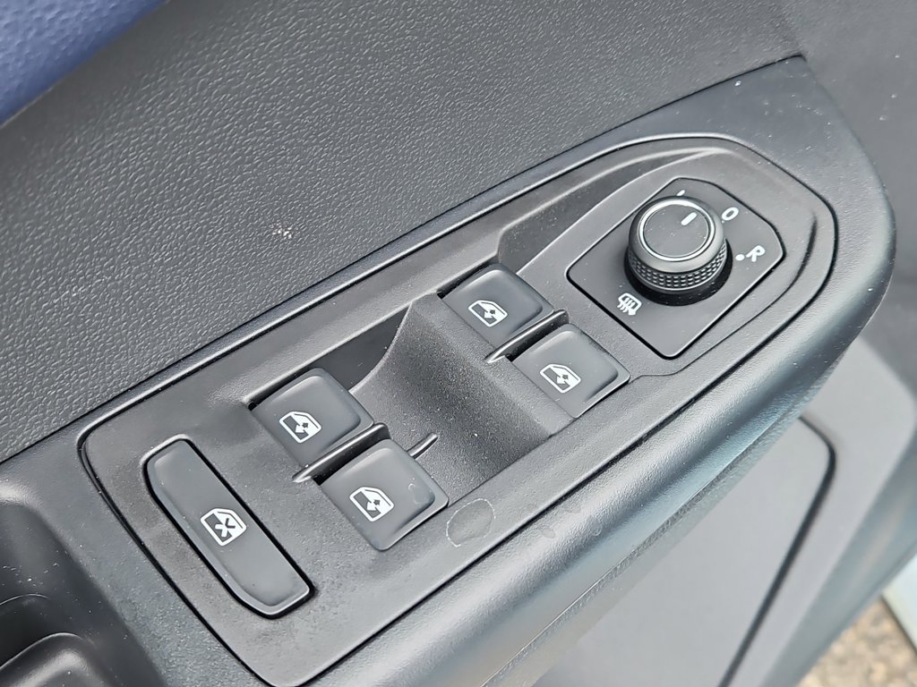 New 2026 Volkswagen Taos SEL AWD/4WD image 19