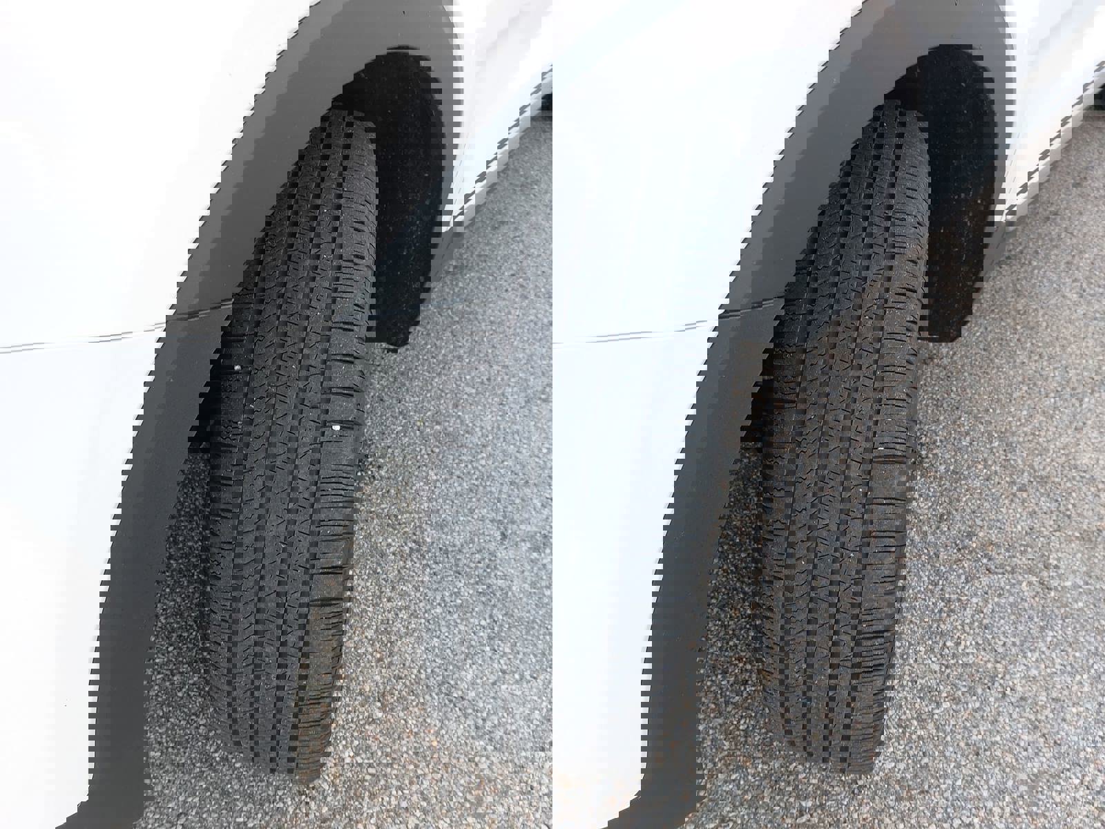 Used 2025 Kia Telluride EX w/ EX Captain's Chair Package image 35