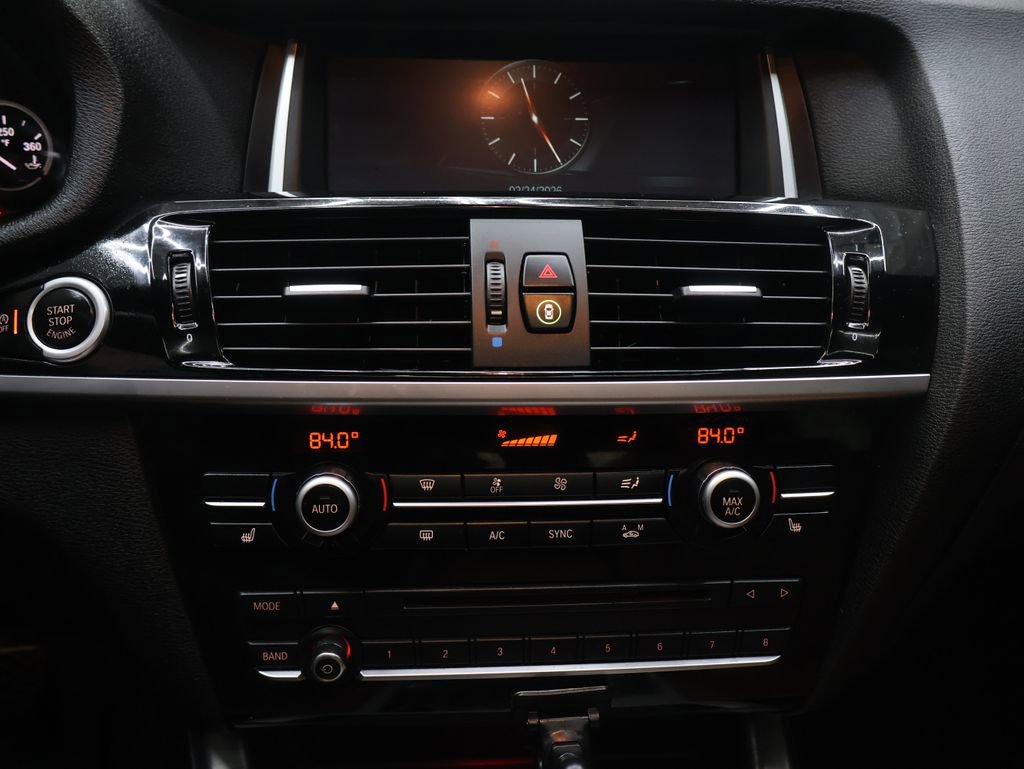 Used 2018 BMW X4 M40i image 21