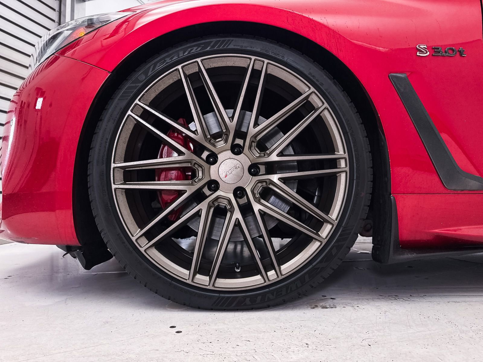 Used 2017 INFINITI Q60 Red Sport 400 RWD image 17